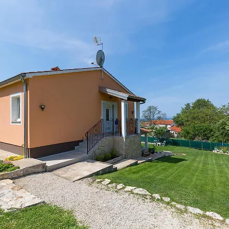 Anna Apartament